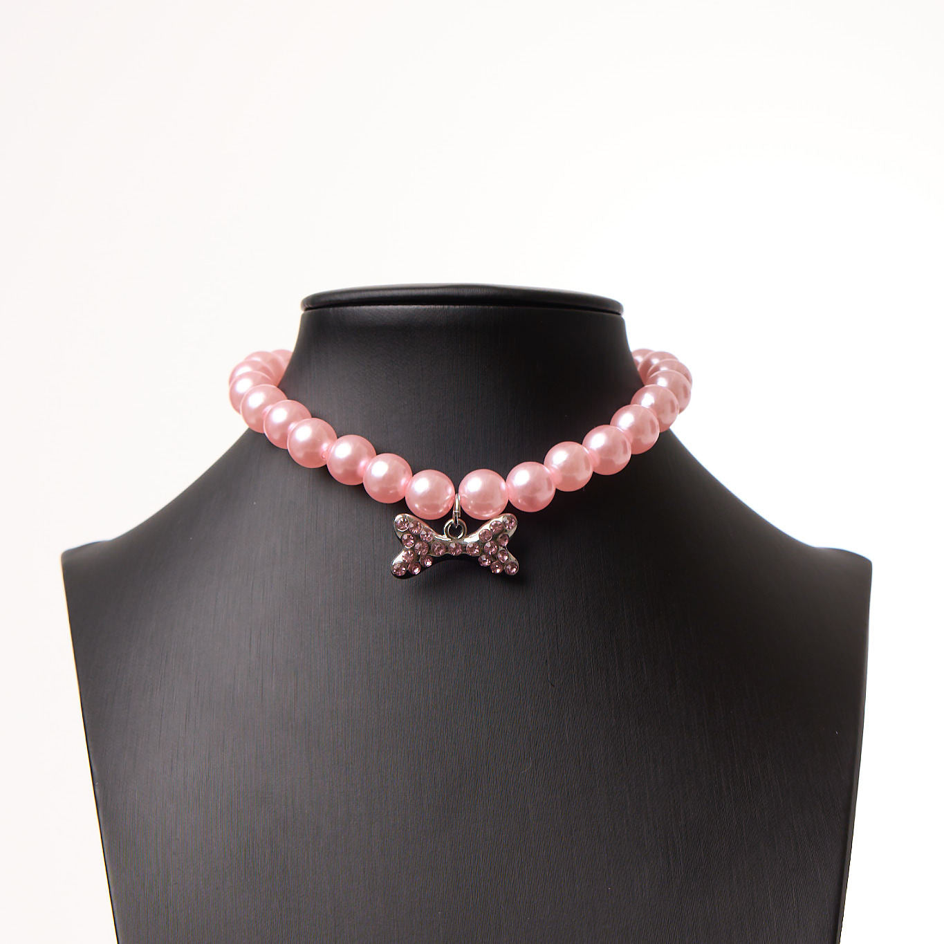 The Bone-Charmed Pearl Bijou