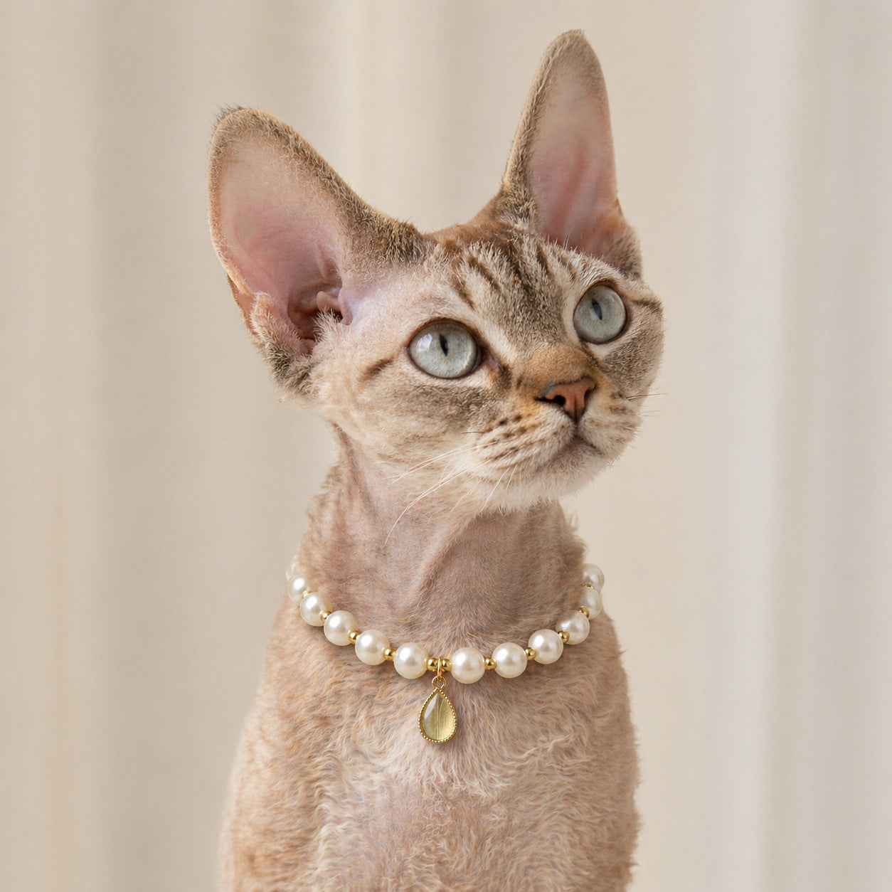 The Ethereal Glow Dewdrop Necklace