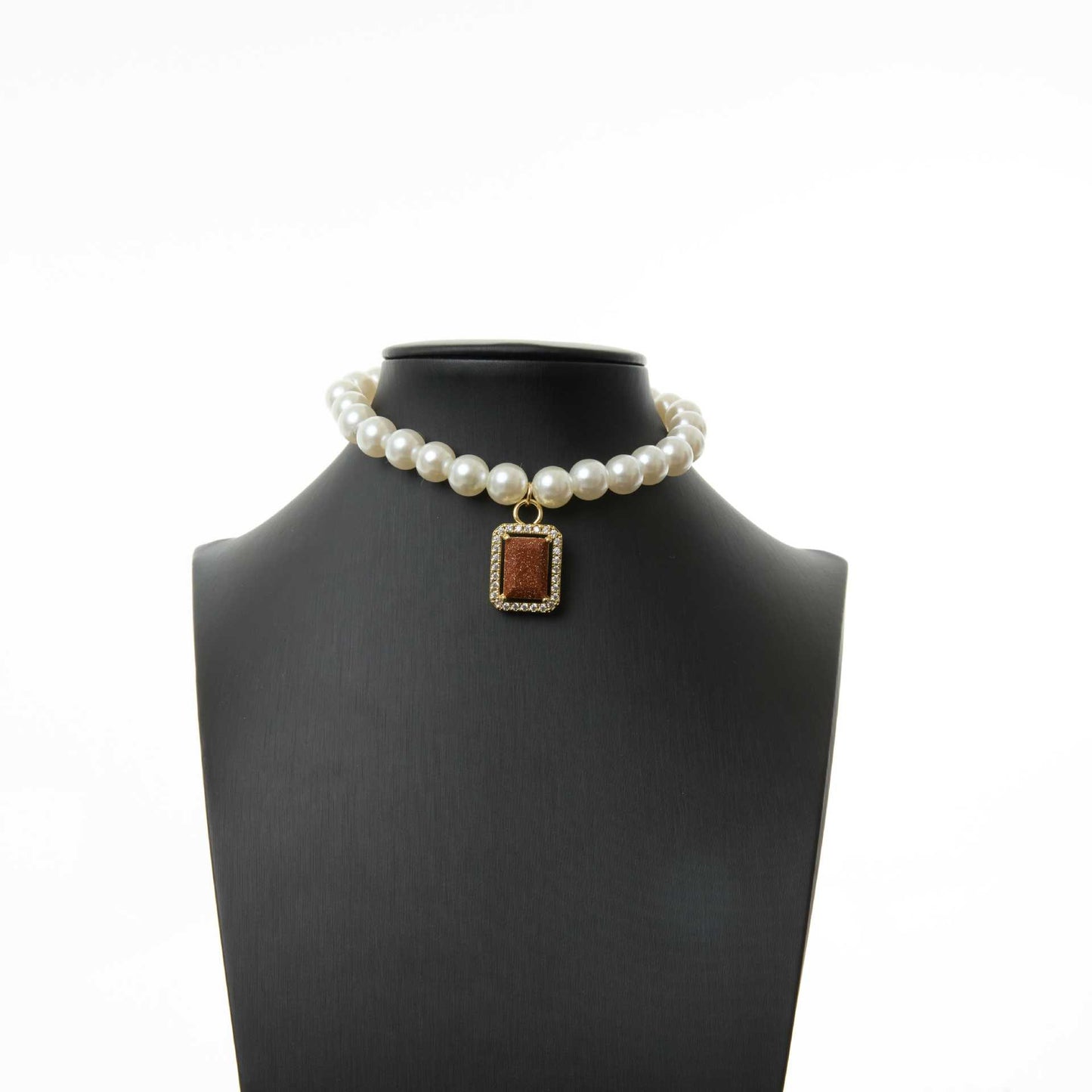 The Golden Majesty Rhinestone Collar